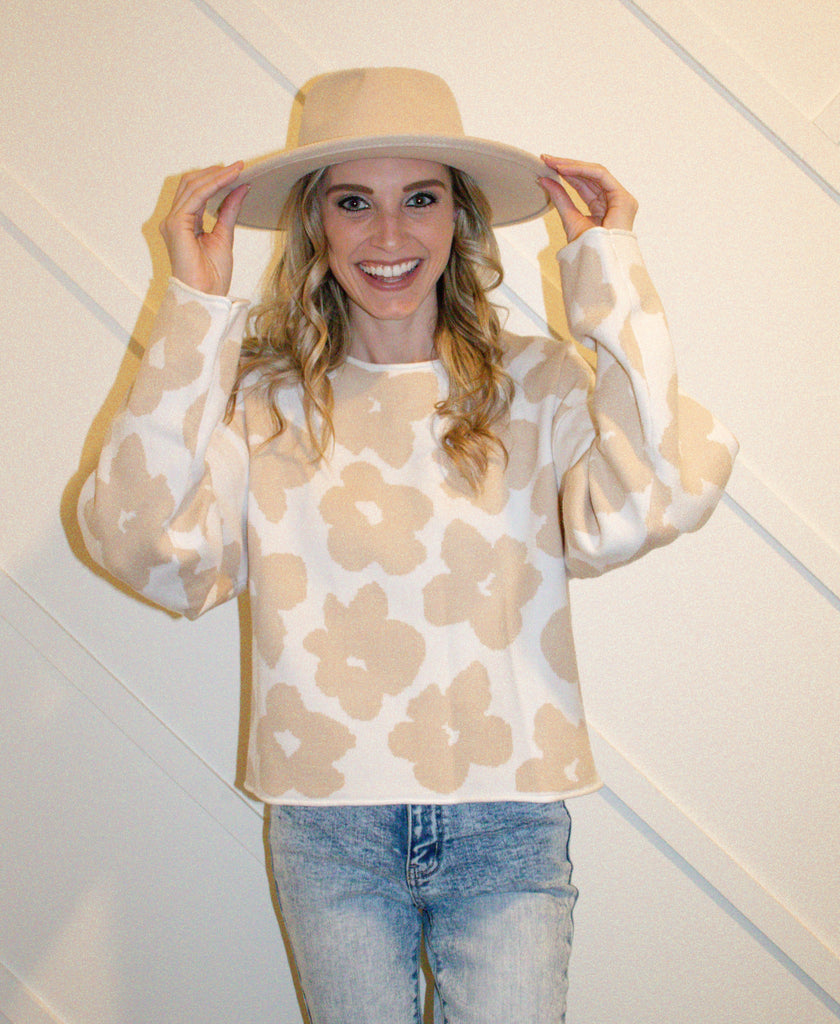 Floral Jacquard Relaxed Crop Sweater - Cream/Taupe